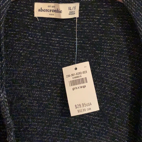 Abercrombie kids sweater - Picture 2 of 4